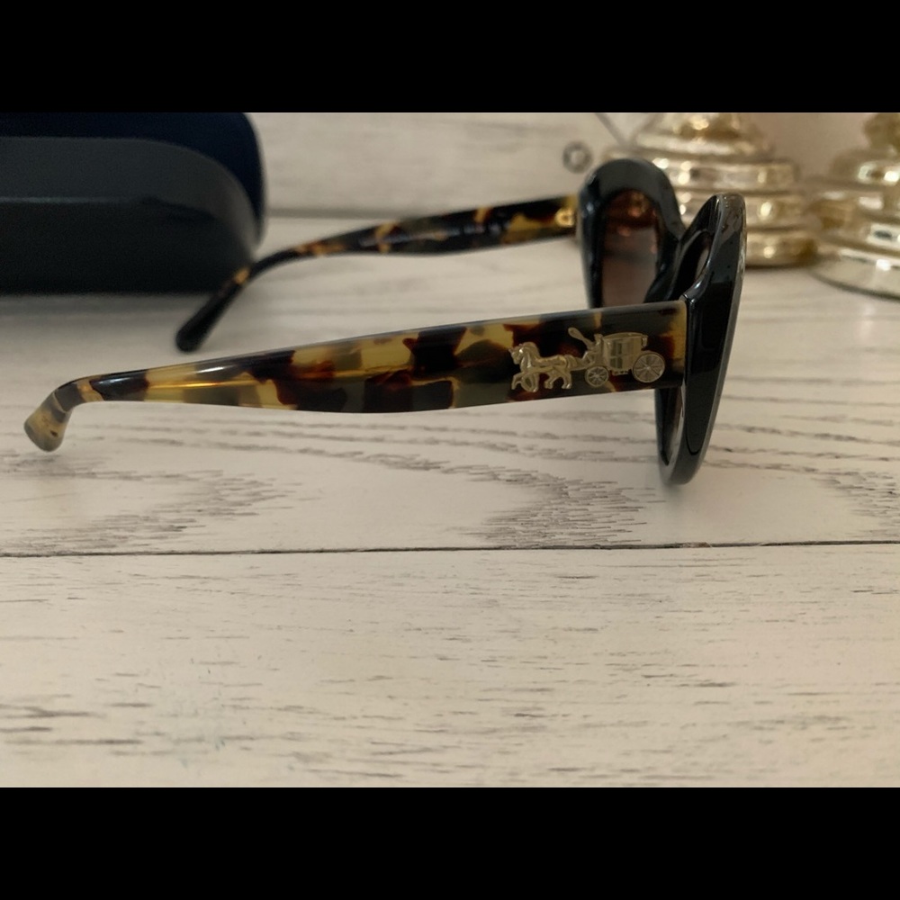 Coach sunglasses - Picture 6 of 8